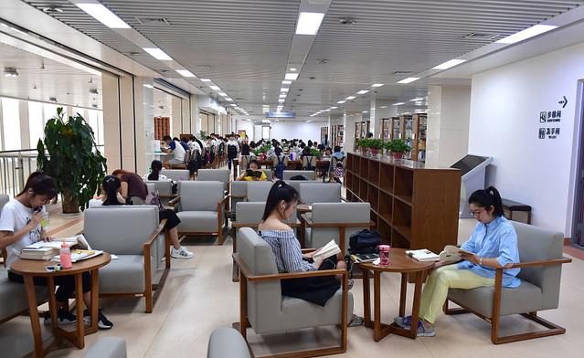 北大核心电影文学影视类期刊发表论文《电影文学》，知网收录
