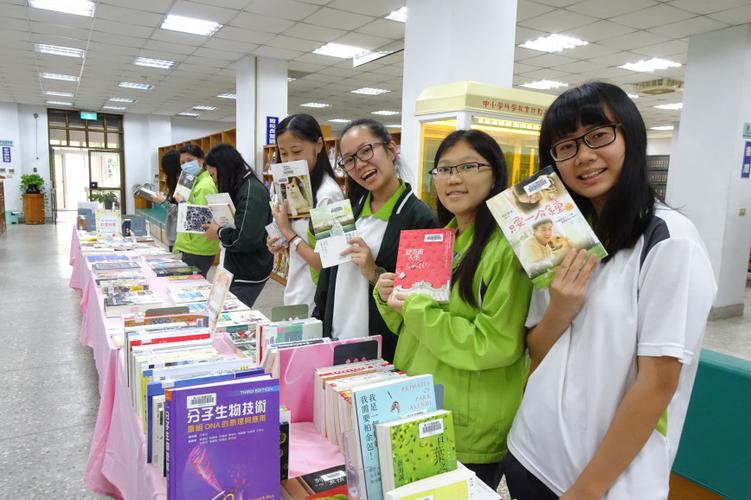 期刊加急发表论文详解：费用、流程与注意事项