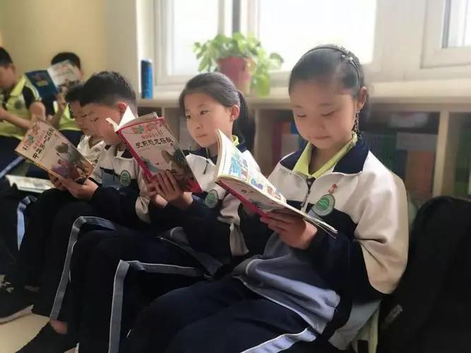 经济金融类杂志期刊发表论文投稿：《新金融》，月刊