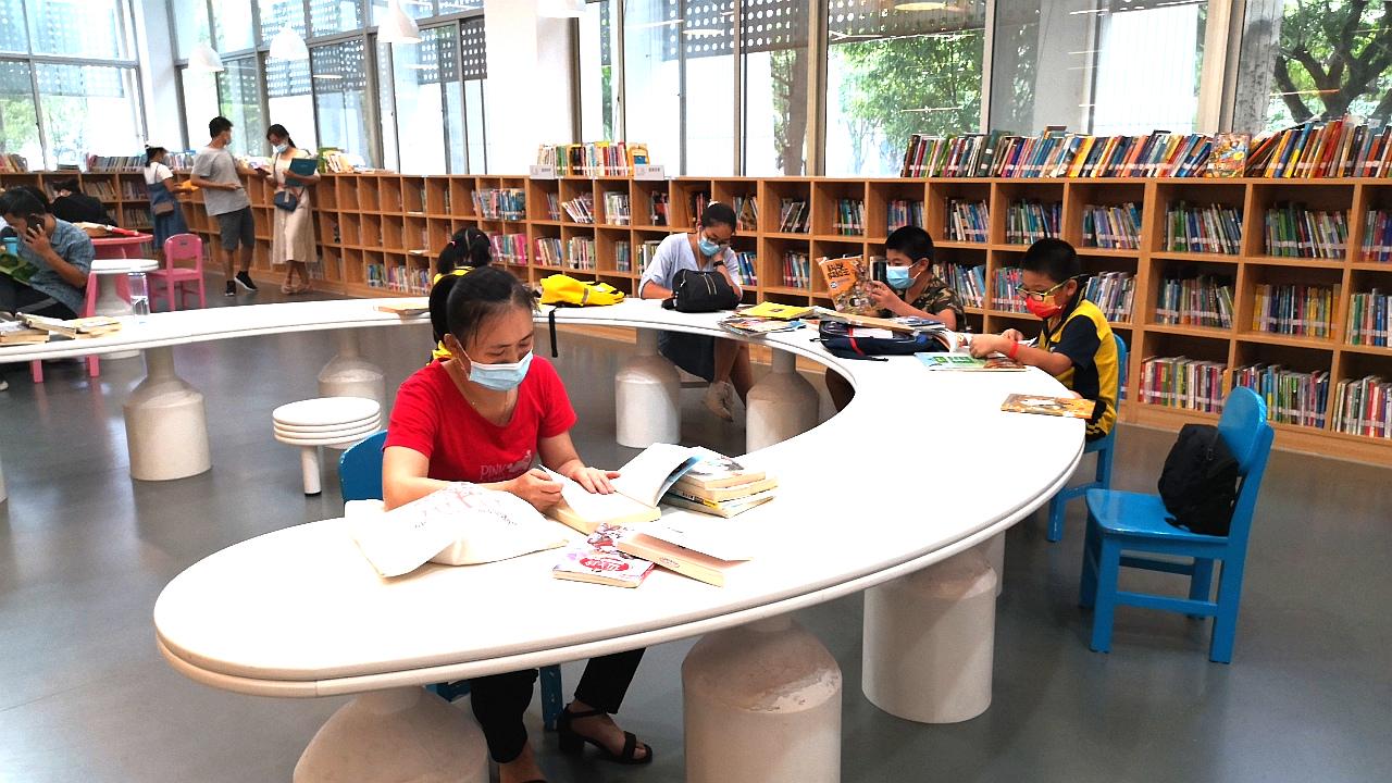 政治类期刊杂志发表论文投稿：《世界社会主义研究》，月刊