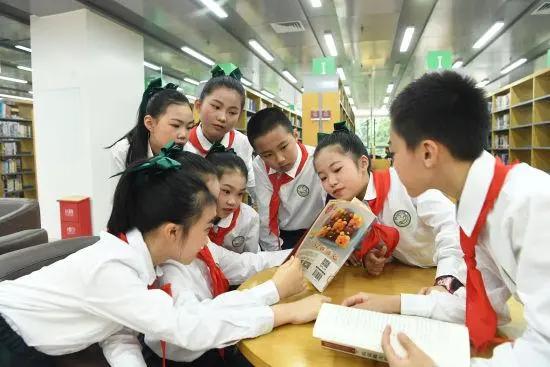 玻璃搪瓷化学类期刊杂志发表论文投稿：《玻璃搪瓷与眼镜》，月刊