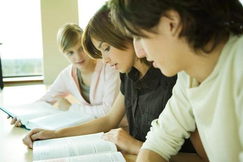 计算机硬件类期刊杂志发表论文投稿：《大众硬件》，月刊