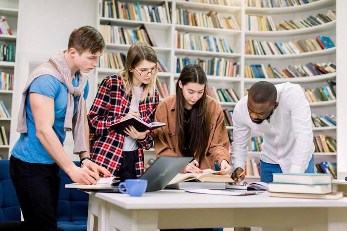 发表论文：探索权威期刊之路