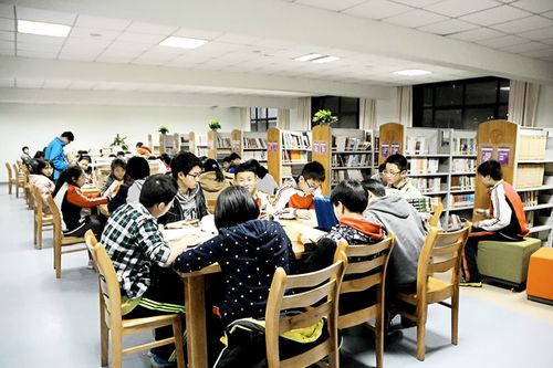 预防医学期刊杂志发表论文投稿：《医学理论与实践》，半月刊