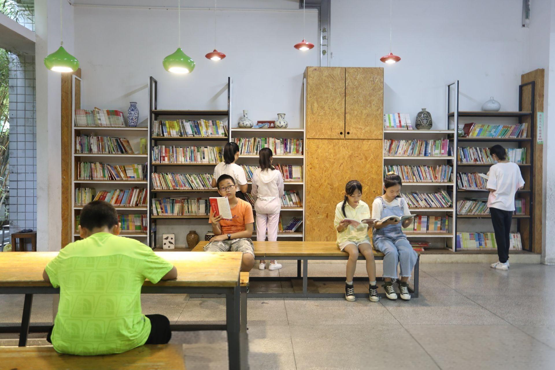 解析施工设计理念《广东建筑装饰》期刊杂志：介绍及论文发表投稿