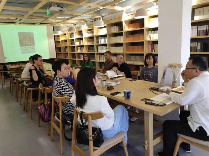 解析流通经营管理《现代商业》期刊杂志：介绍及论文发表投稿指南