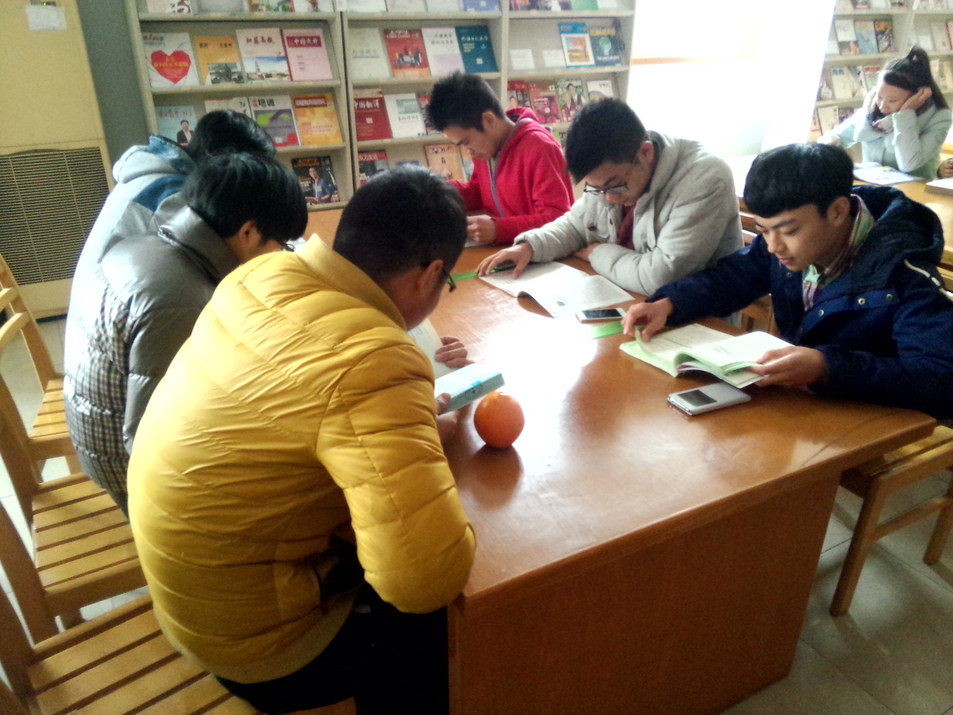 解析史料印记《档案与建设》期刊杂志：介绍及论文发表投稿指南