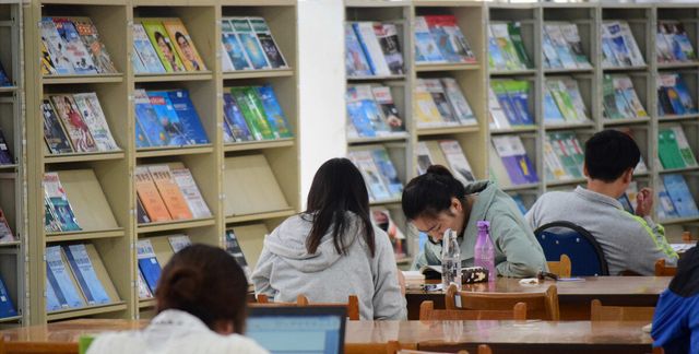 解析案例实务法学《政治与法律》期刊杂志：介绍及论文发表投稿