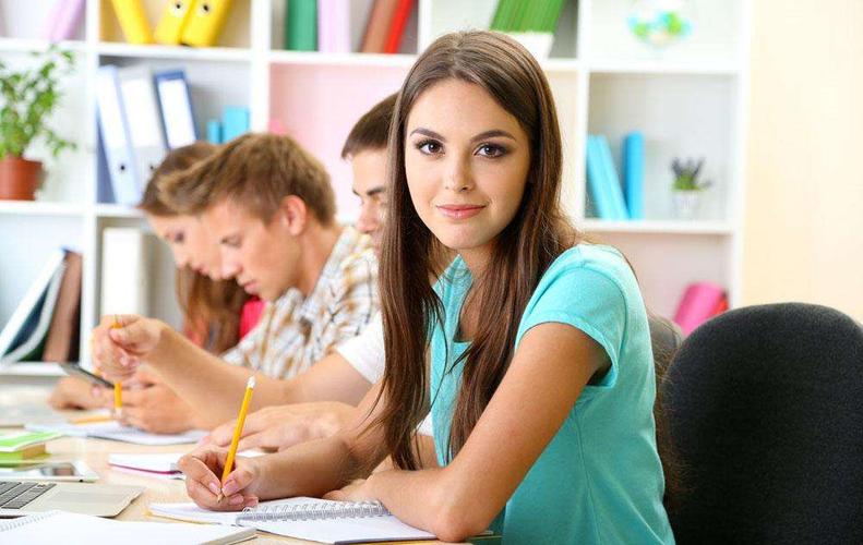 核心期刊杂志论文发表内容规范与选刊策略：打造高效投稿路径