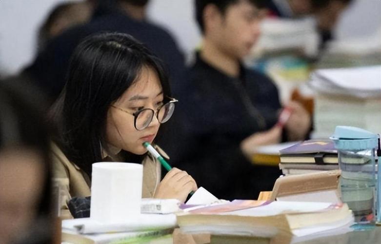 解析动力统计学计算方法《应用数学》期刊杂志：论文发表投稿指南