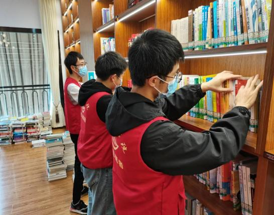 高会论文发表期刊杂志间隔时间全解析：如何计算与合理规划