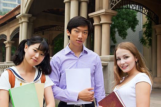 实证案例调查报告文献《创新与创业管理》期刊：发表论文投稿要求