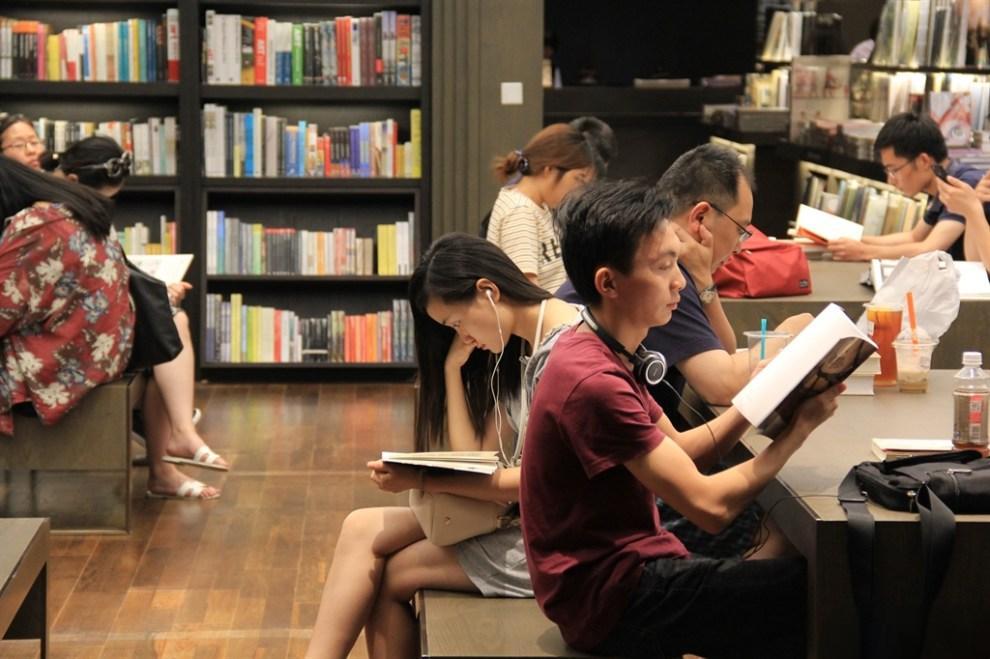 小说散文随笔诗歌短诗《飞天》期刊杂志：投稿发表论文要求与流程