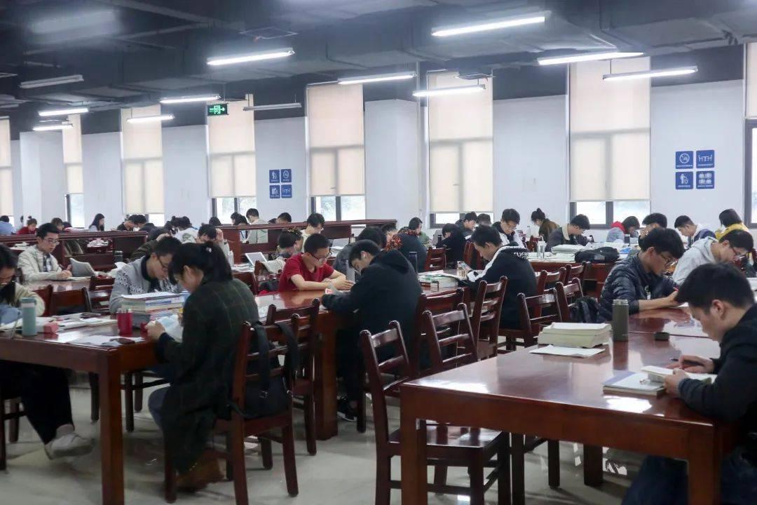 诗词地理史话《古典文学知识》期刊：级别、栏目及投稿发表论文