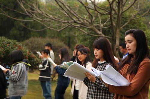 地质研究生投稿论文发表指南：权威期刊杂志与查询路径全解析