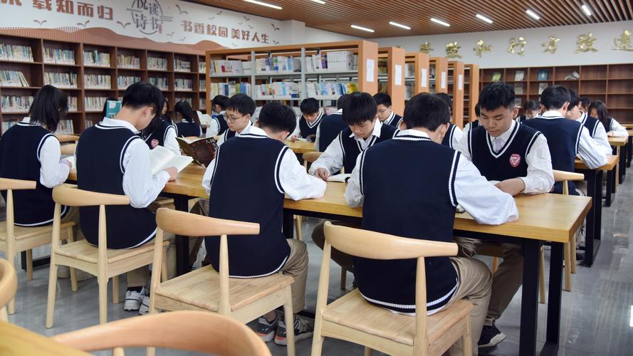 译史译介教学译家评论《中国翻译》期刊：介绍及投稿发表论文指南