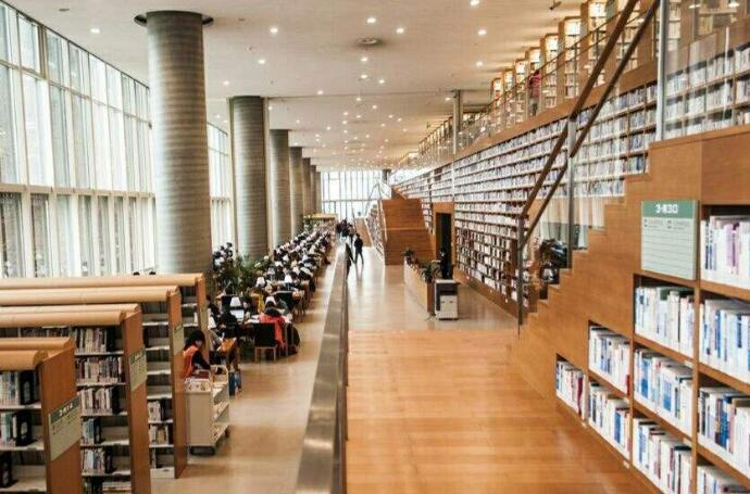 期刊杂志快速投稿发表论文秘籍：步骤、技巧与避坑指南