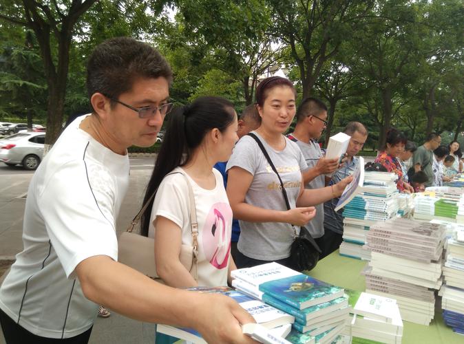 艺术史论思潮流派技法《世界美术》期刊：投稿发表论文栏目及要求