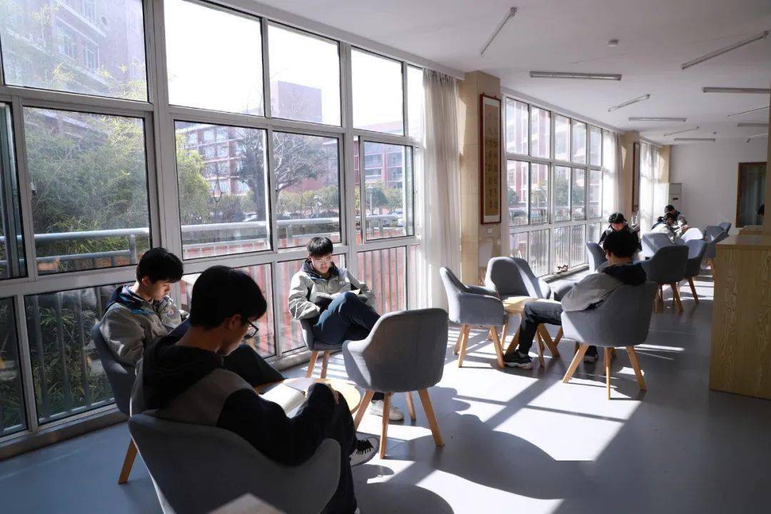 字数背后的学问：期刊杂志投稿发表论文的字数要求与策略