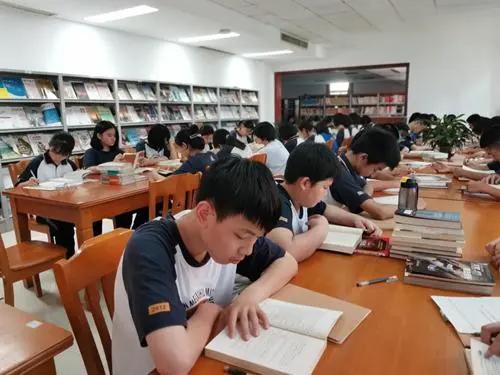 投稿期刊杂志论文发表与出版时间大不同？一文揭秘真相！