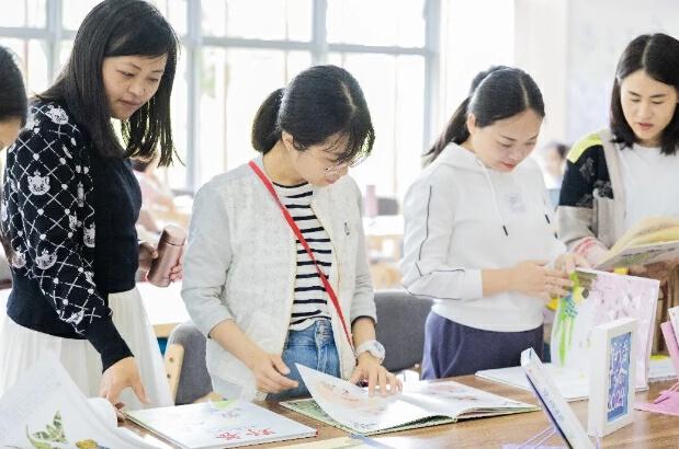 解析理论前沿本土化《公共行政评论》期刊杂志：论文发表投稿指南