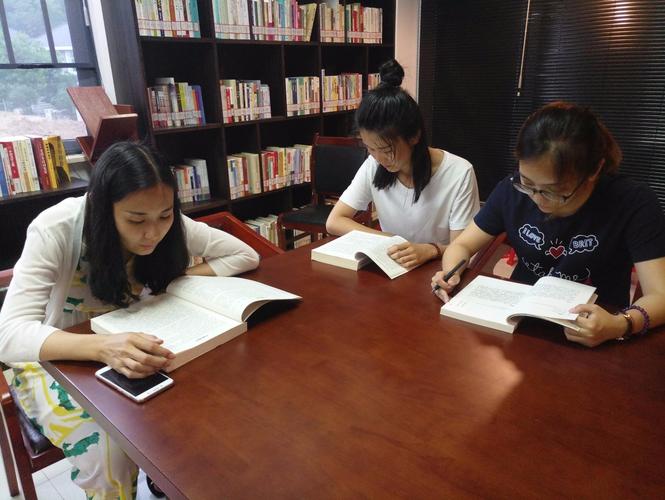 评职称论文摘要写作要点：精准概括，吸引审稿人注意